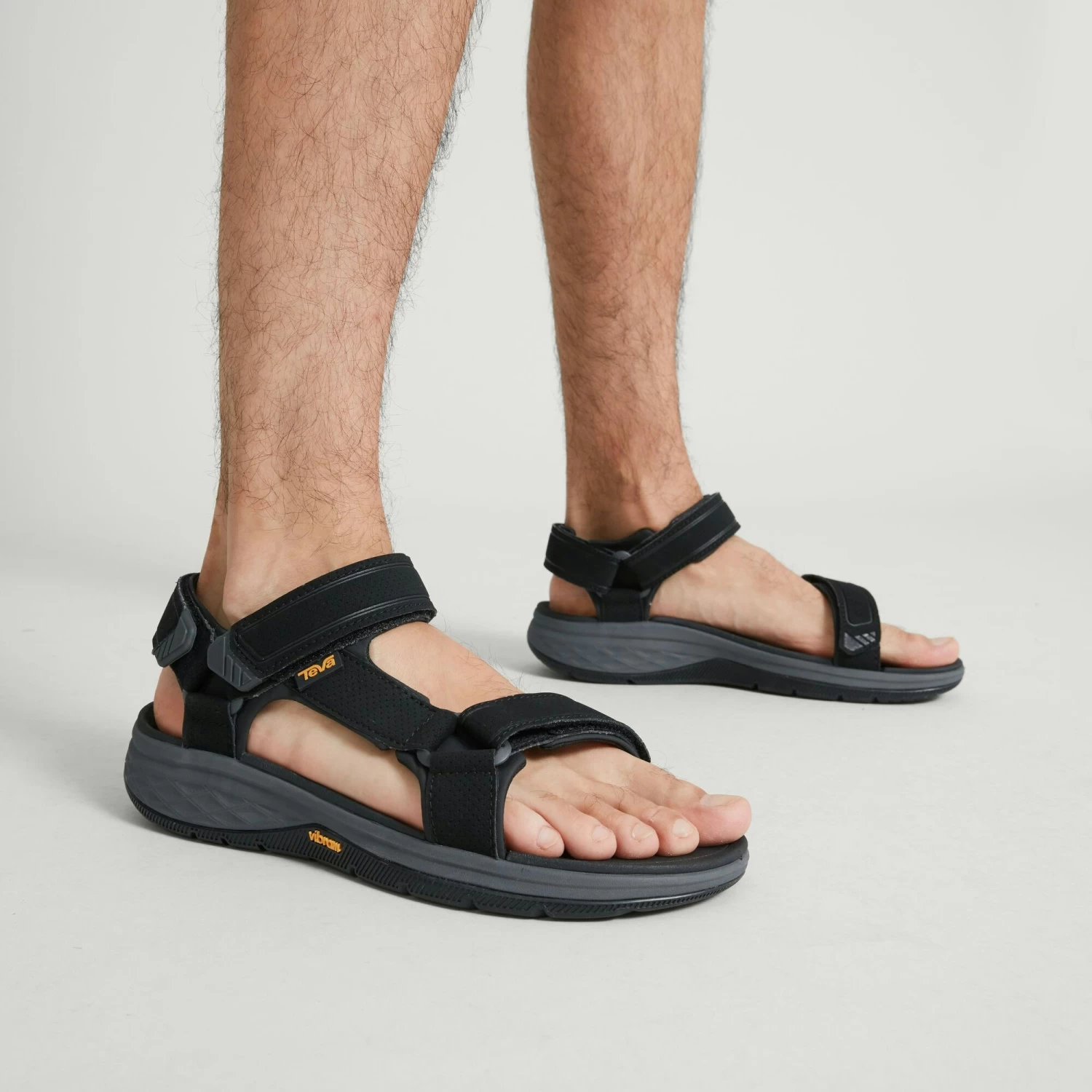 Kathmandu Teva Strata Universal Men's Sandals