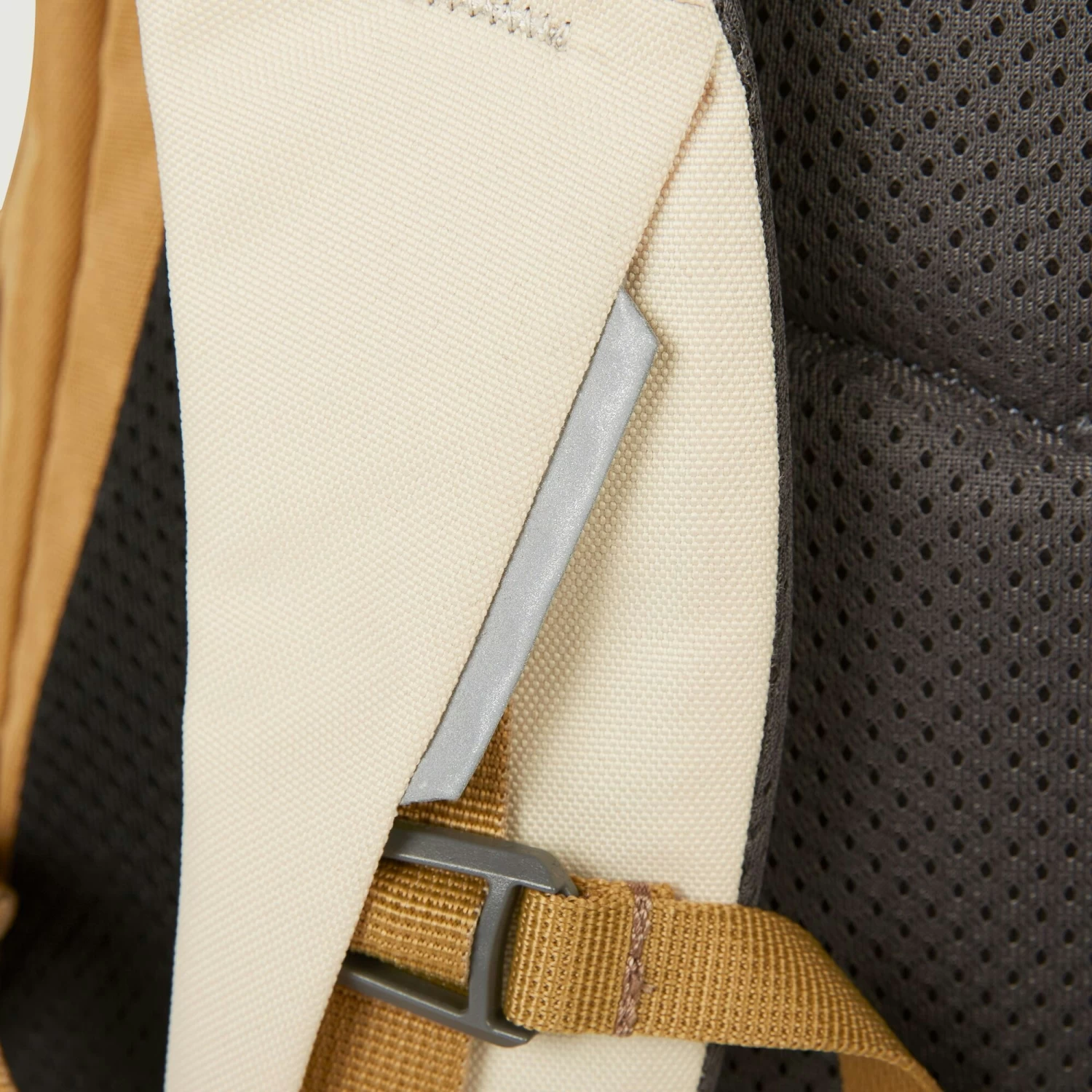 Kathmandu Cotinga Pack 25L - Image 4