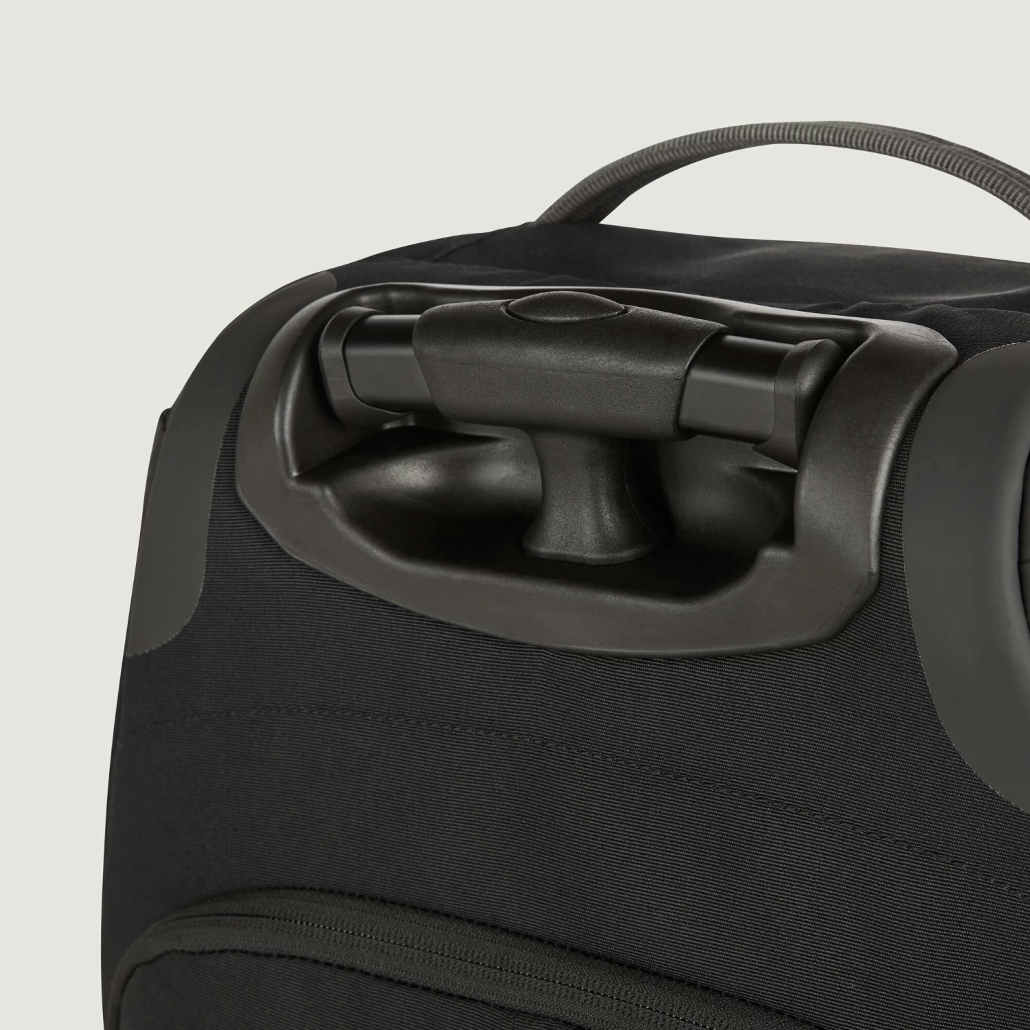 Kathmandu Hybrid Trolley V5 - 70L - Image 7